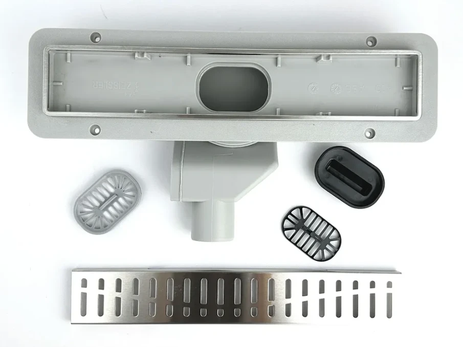 Водоотводящий желоб с решеткой "ВОЛНА" горизонтальный сток 700*70