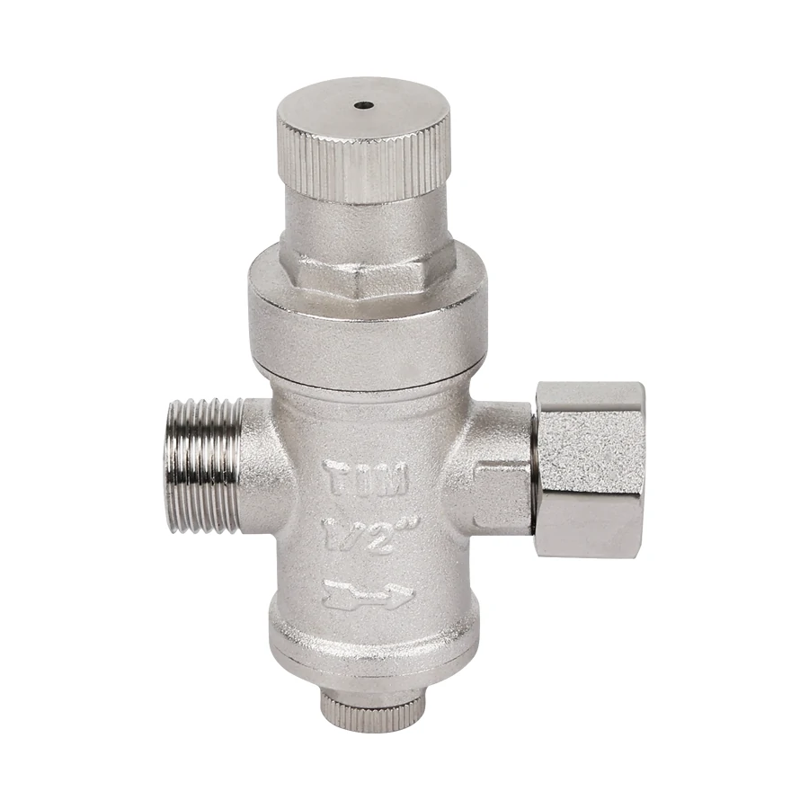 Редуктор давления поршневой с накидной гайкой 3/4