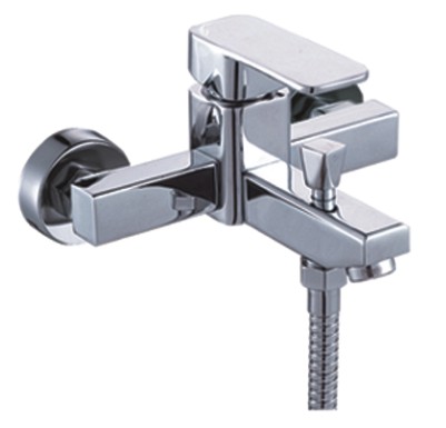 Смеситель для ванны 1-X с кор. изл.35 мм  P3006