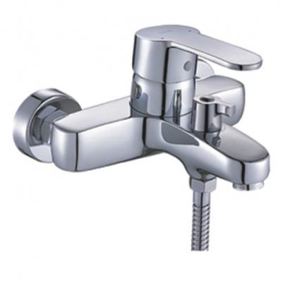 Смеситель для ванны 1-X с кор. изл. 40мм  P3010